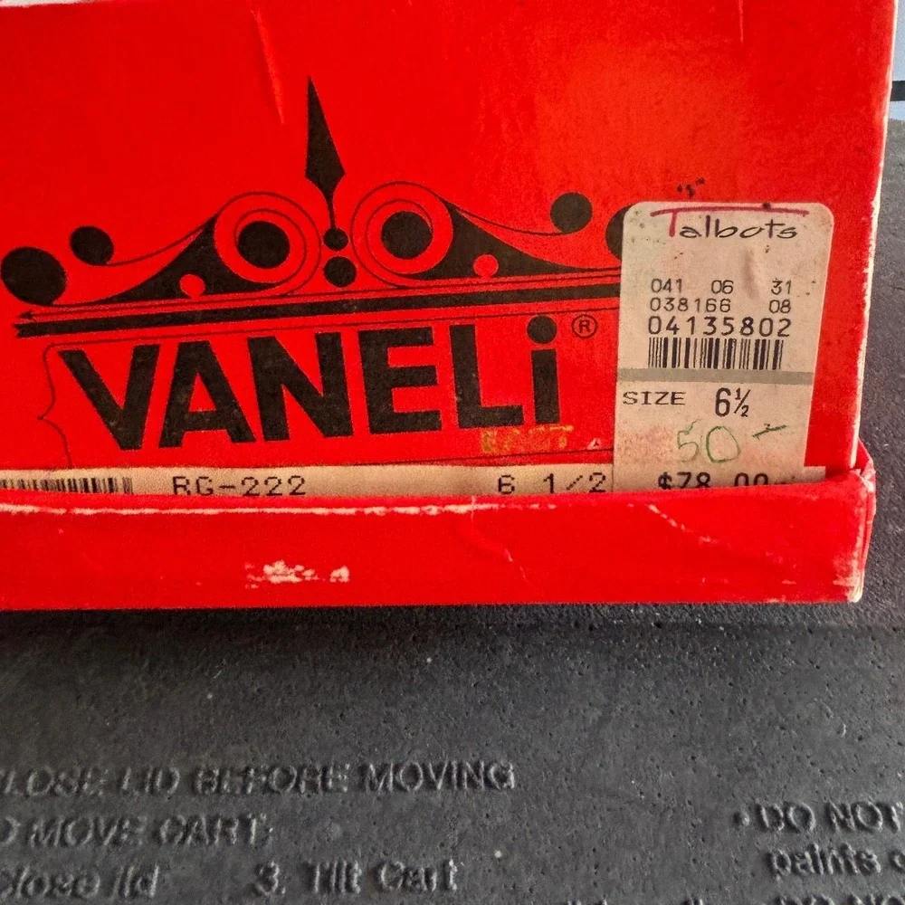 NIB Vaneli Women Snakeskin Embossed‎ Leather Pointed Toe Low Block Heel NAVY 6.5